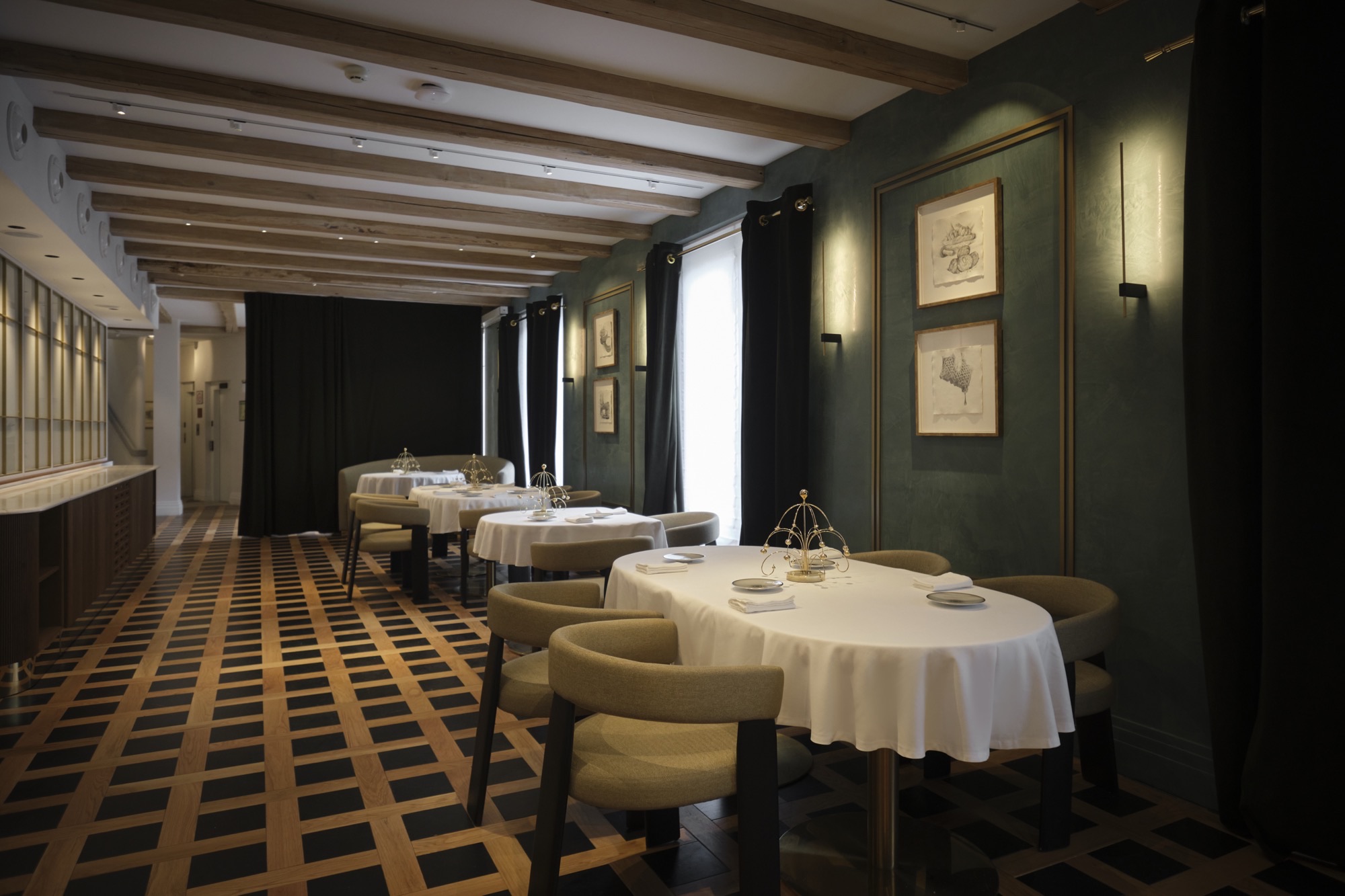 Restaurante Pascua Salamanca con cocina purista, menú degustación y vinos premiados, experiencia gastronómica de autor